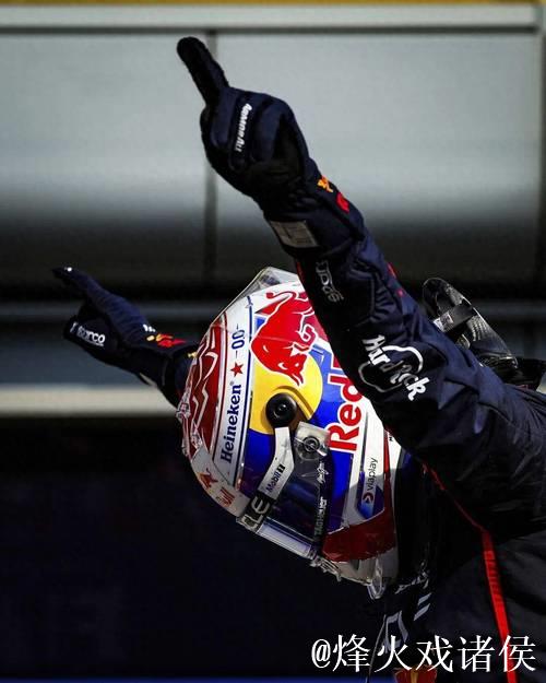 诺里斯夺得F1年度车手冠军 维斯塔潘五连冠梦碎